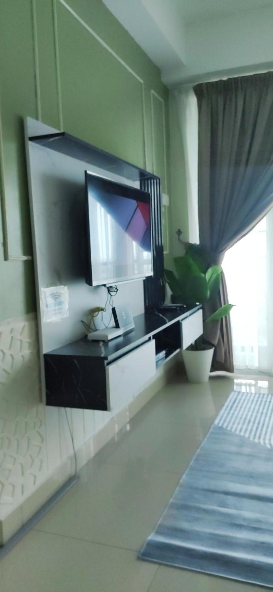 Апартаменты Dperdana -Dinies Pool,Wifi, Centre Of Kota Bharu, 4-5 Pax Экстерьер фото